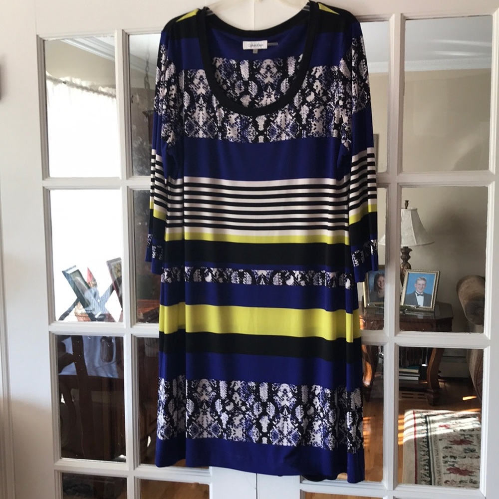 Calvin Klein dress.  Size XL. Knee length